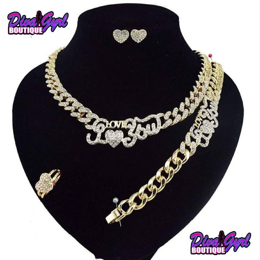 Gold Link  Love Necklace Set